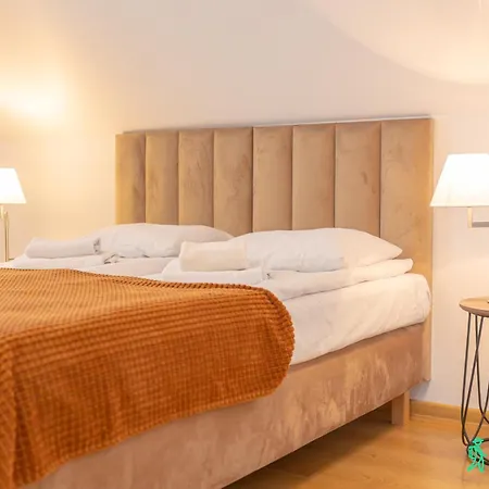 Przy Wyciagu, Myweek 아파트